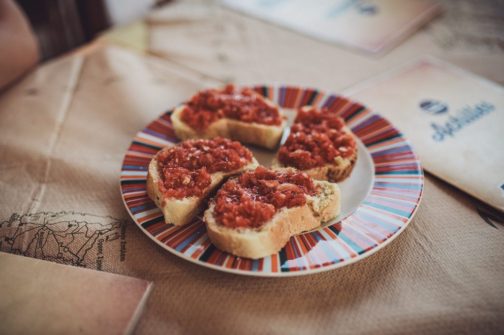 Knuspriges Tomatenbrot als Vorspeise im Achilles Restaurant auf Zakynthos